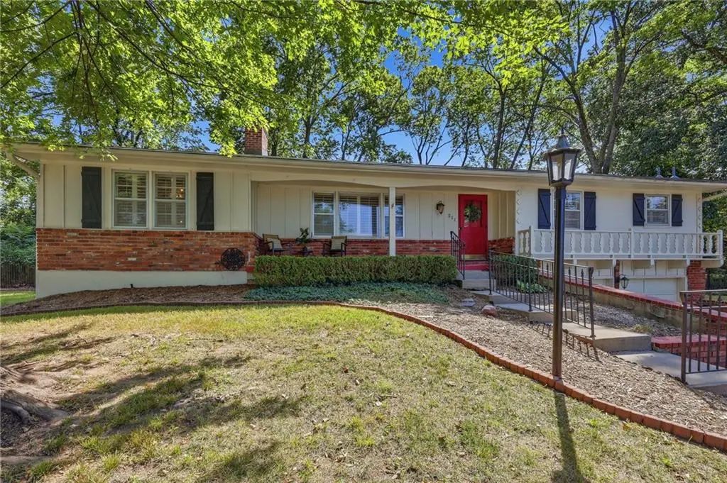 211 W 104th Terrace, Kansas City
