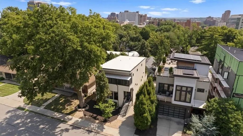 4727 Mercier Street, Kansas City