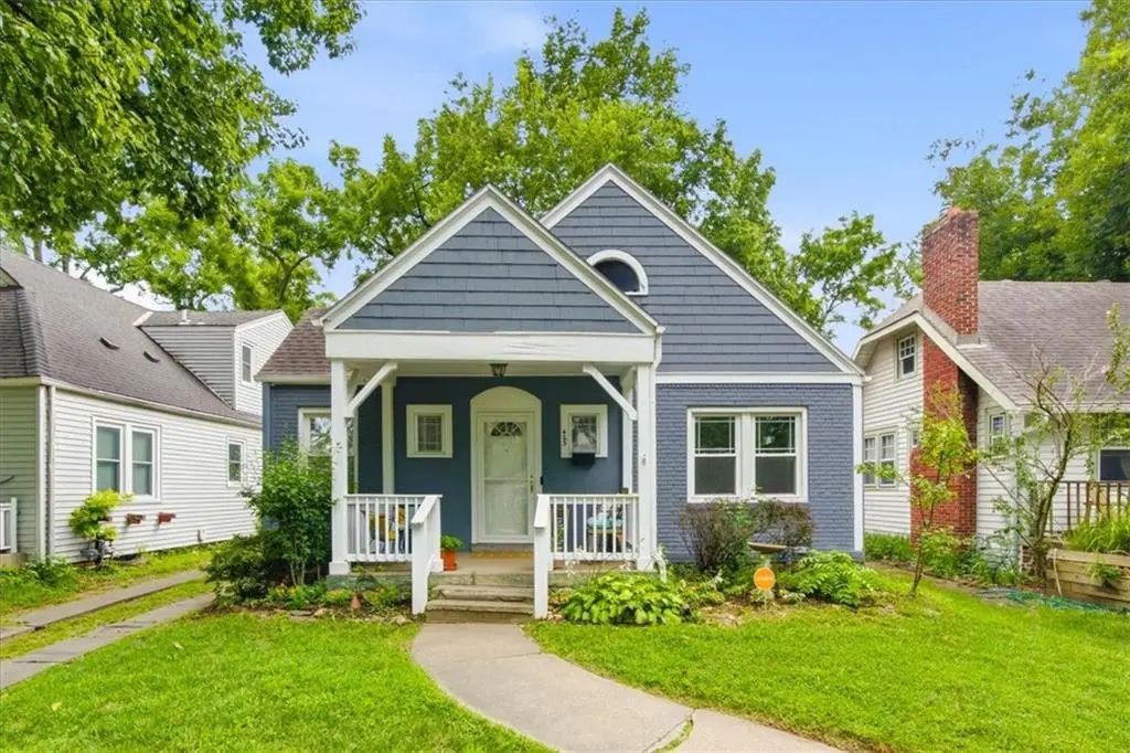 425 E 70th Street, Kansas City