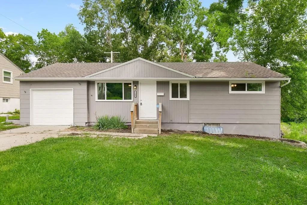 7304 E 85th Terrace, Kansas City