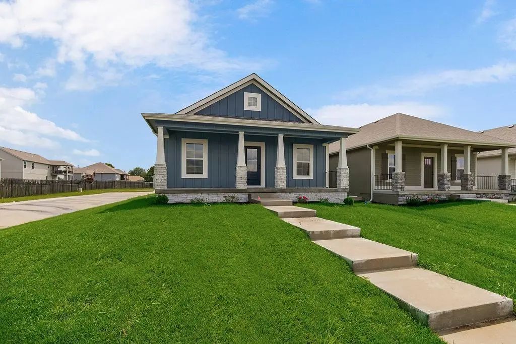 1600 Cottonwood Creek Avenue 9, Kearney