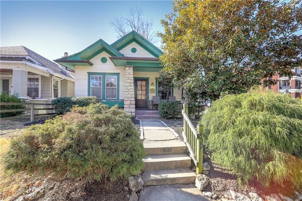 829 W 40 Street, Kansas City
