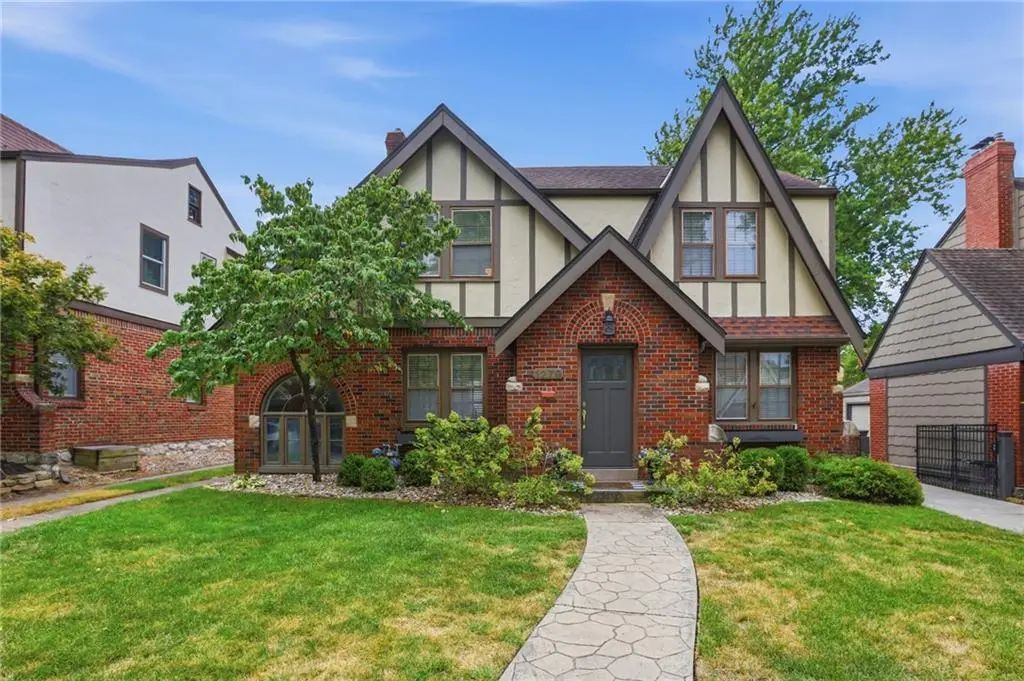 1279 W 72nd Terrace, Kansas City