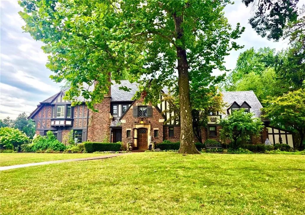 1235 W 64th Street, Kansas City
