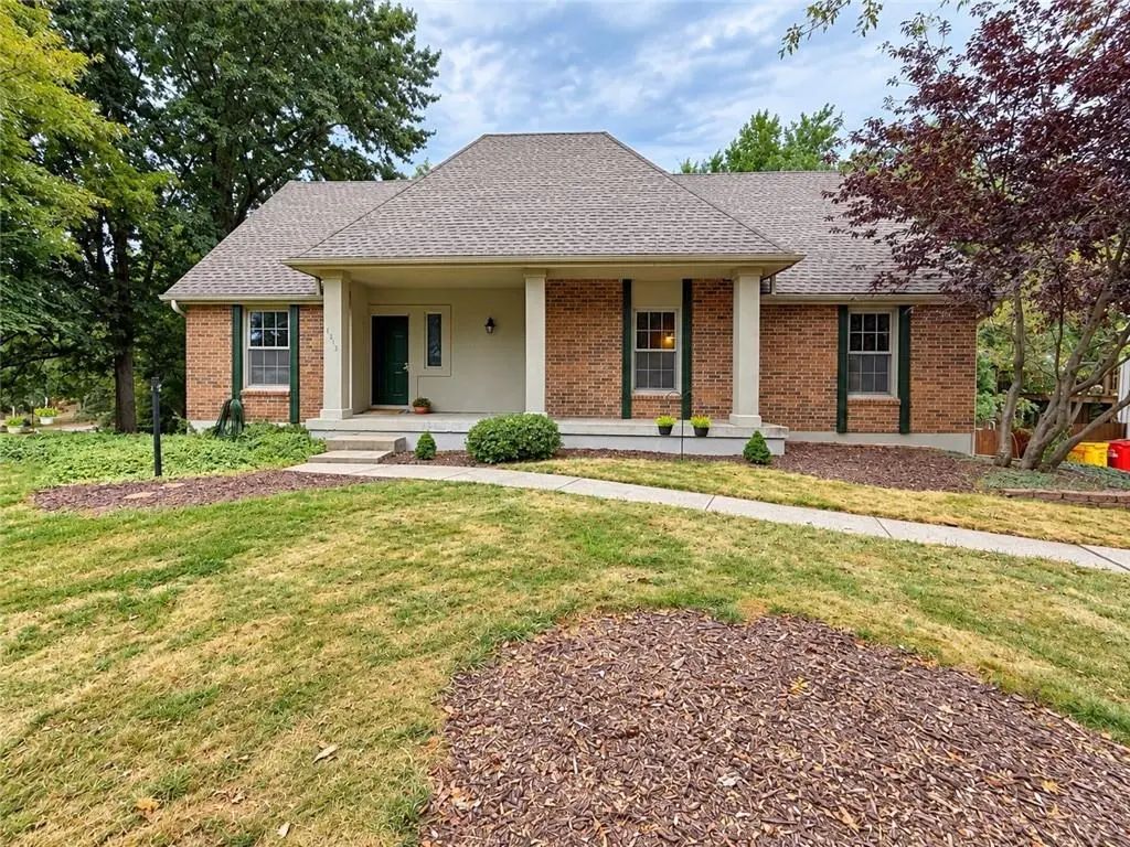 1313 Nw Porter Drive, Blue Springs
