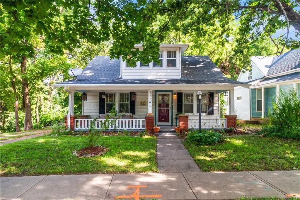 1116 W Maple Avenue, Independence