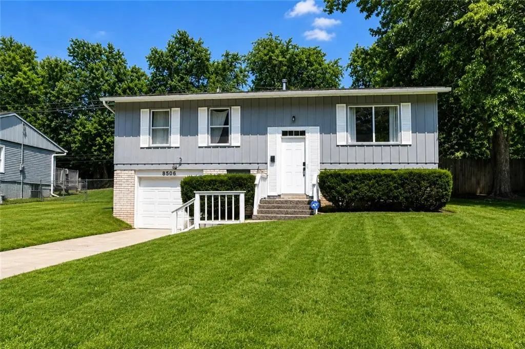 8506 E 91st Street, Kansas City