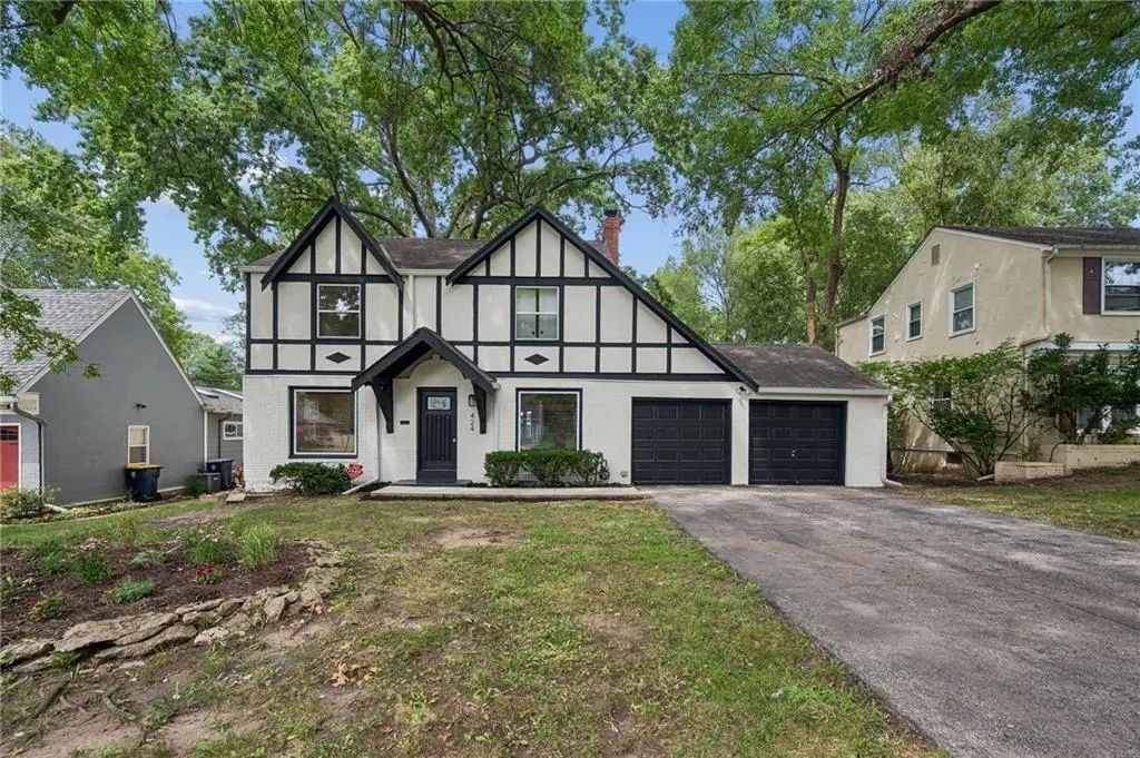 424 E 79th Terrace, Kansas City