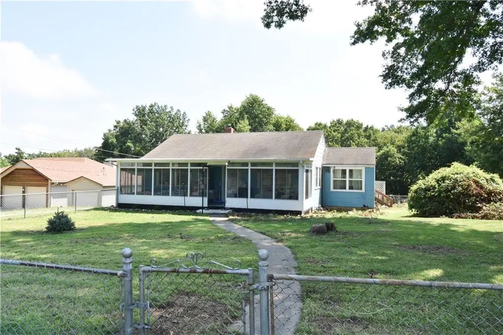 3715 N River Boulevard, Independence