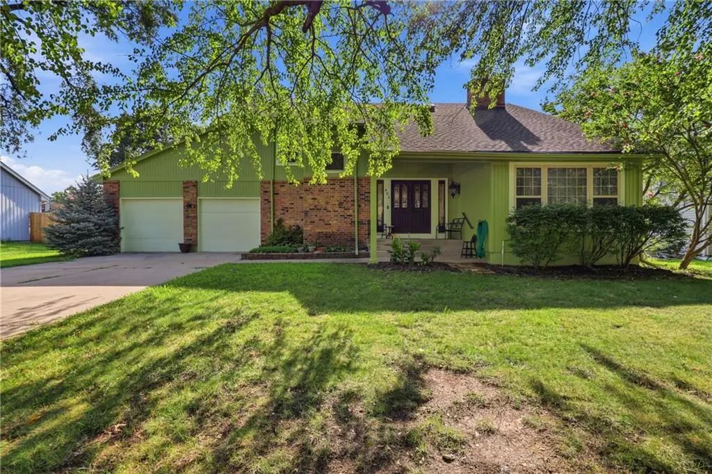 804 Nw 41st Street, Blue Springs
