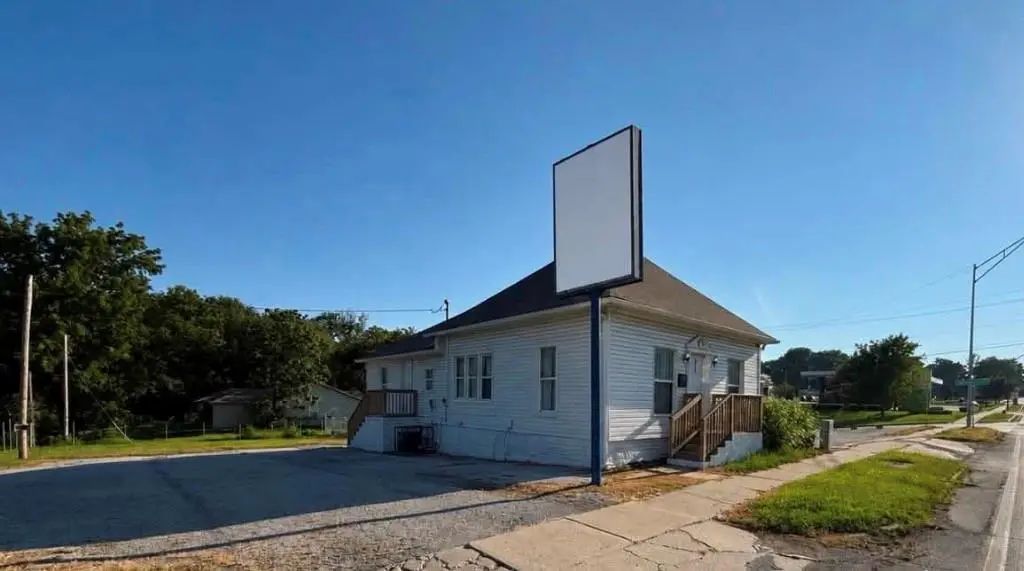 307 E 23rd Street, Independence