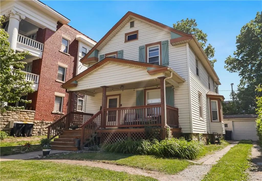 3911 Central Street, Kansas City