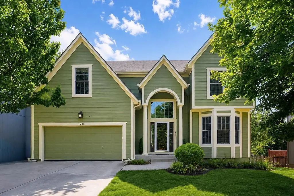 1915 W Ferrel Drive, Olathe