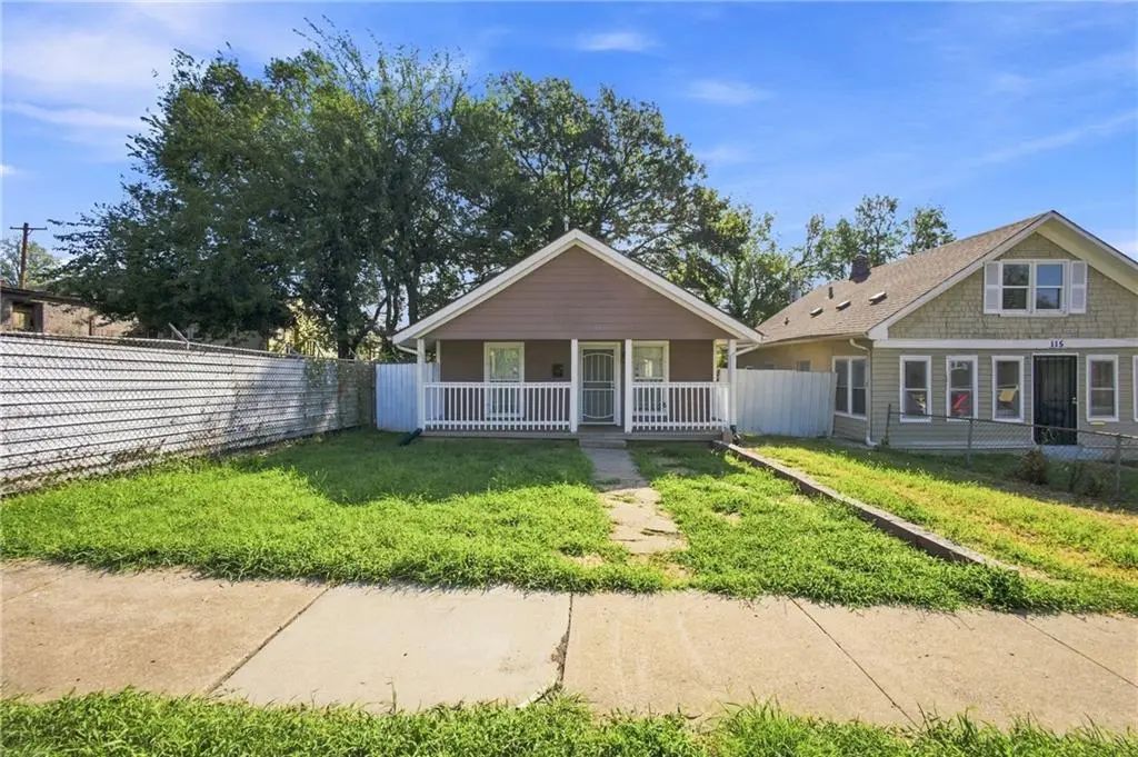 113 Topping Avenue, Kansas City