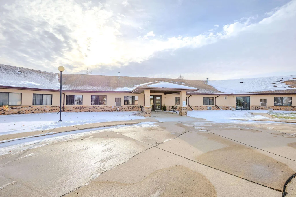 2351 27th Street 2333, Spirit Lake