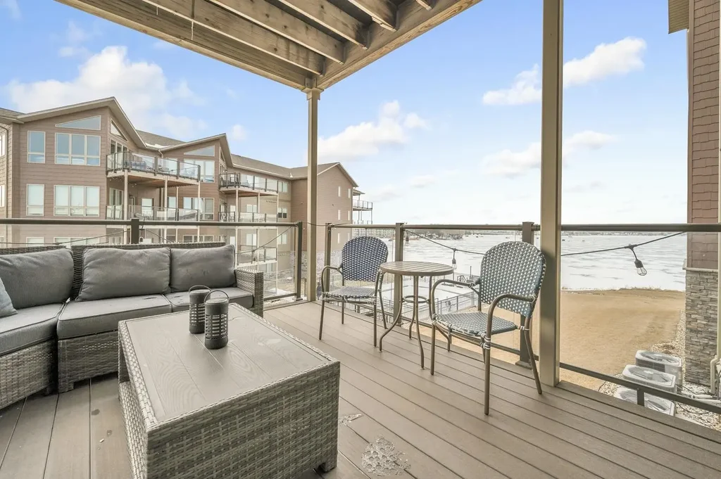 580 Linden Drive 205, Arnolds Park