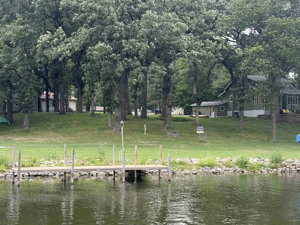 2422 Burr Oak Circle, Wahpeton