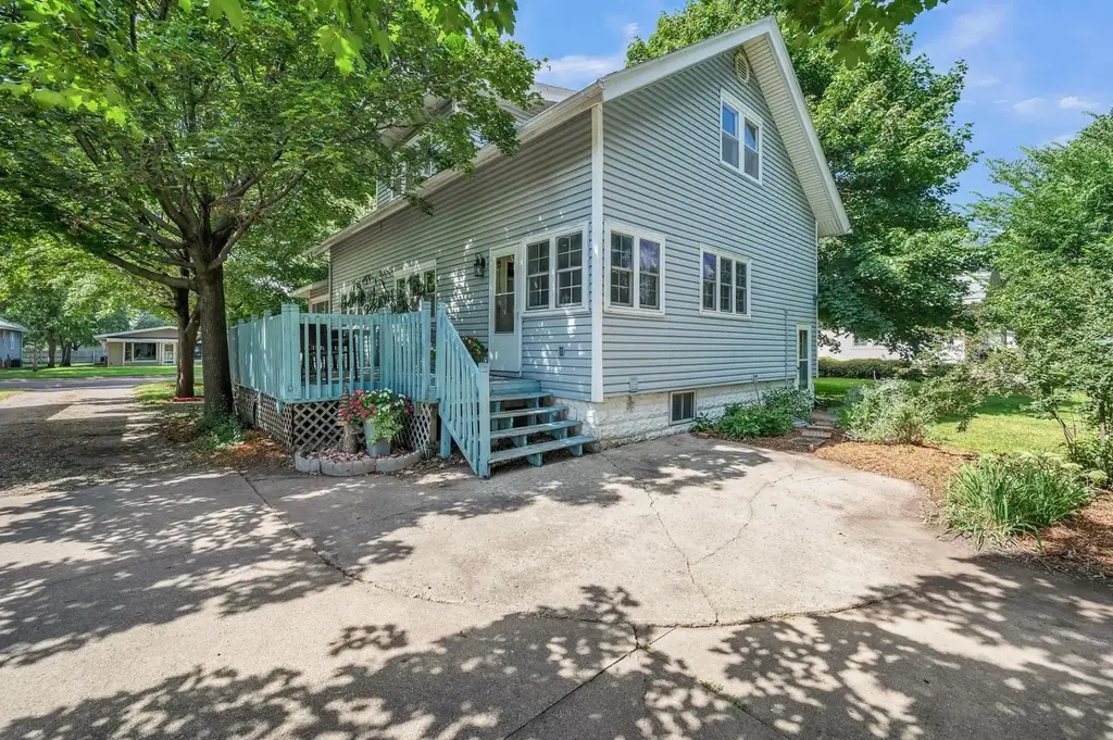 1110 M Ave, Milford