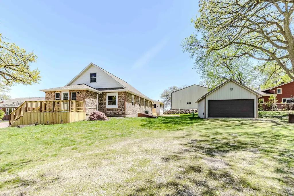 25187 Hwy 9 & 71, Spirit Lake