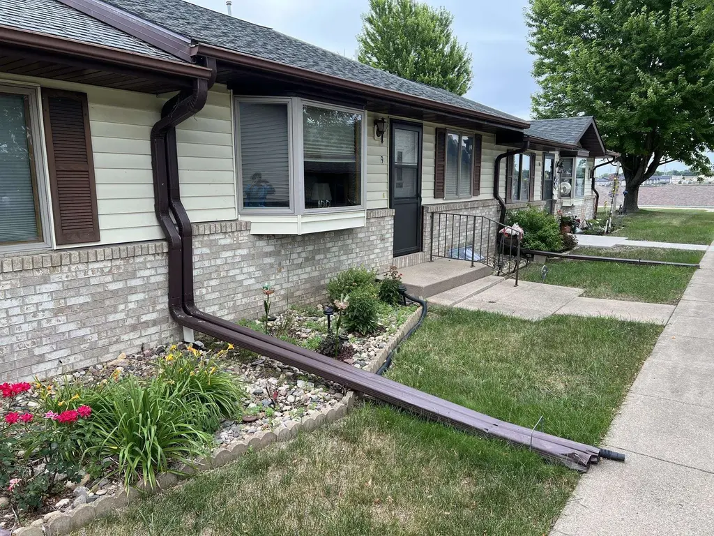 1922 23rd Street 9, Spirit Lake