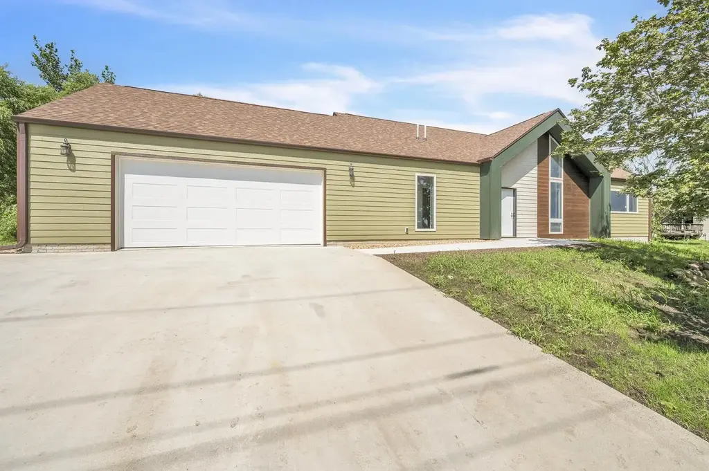240 28th Street, Milford