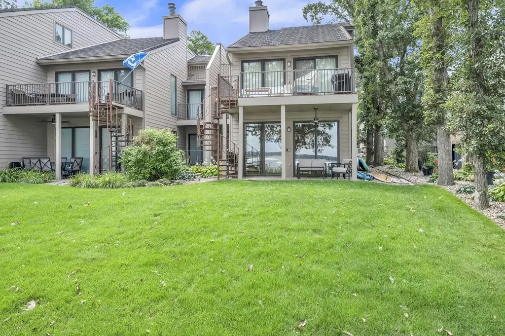 16914 Inner Lane S A1, Spirit Lake