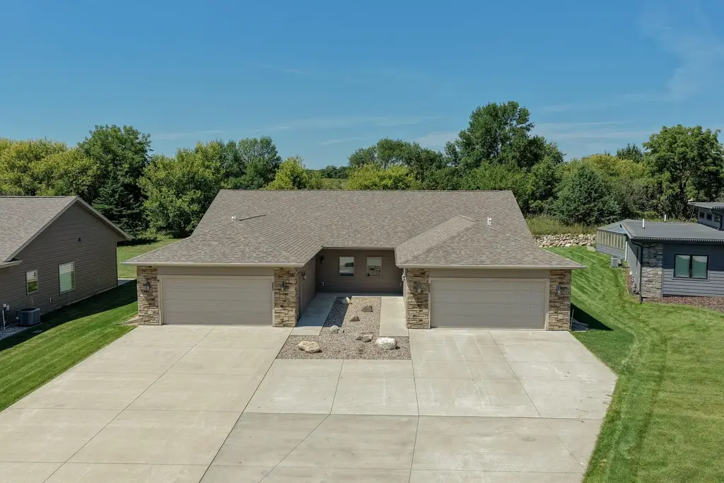 3337 Prairie Meadow Drive Unit  B, Milford