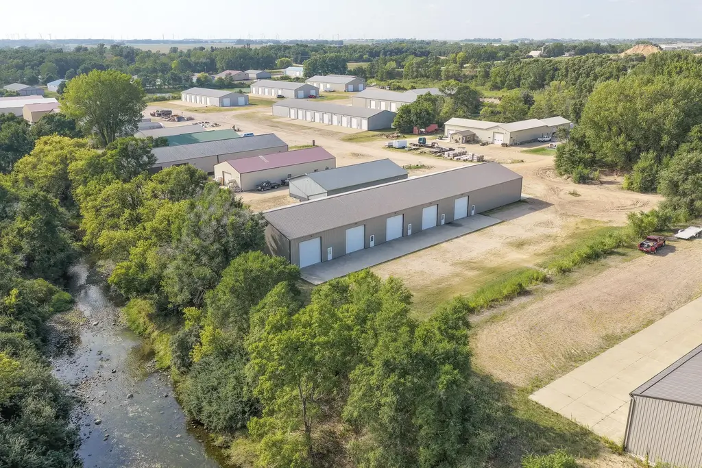 21425 214 Circle #5, Milford