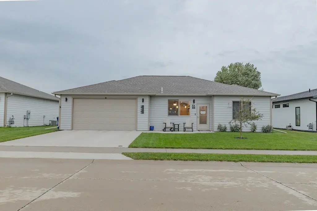 3722 Lincoln Ave, Spirit Lake