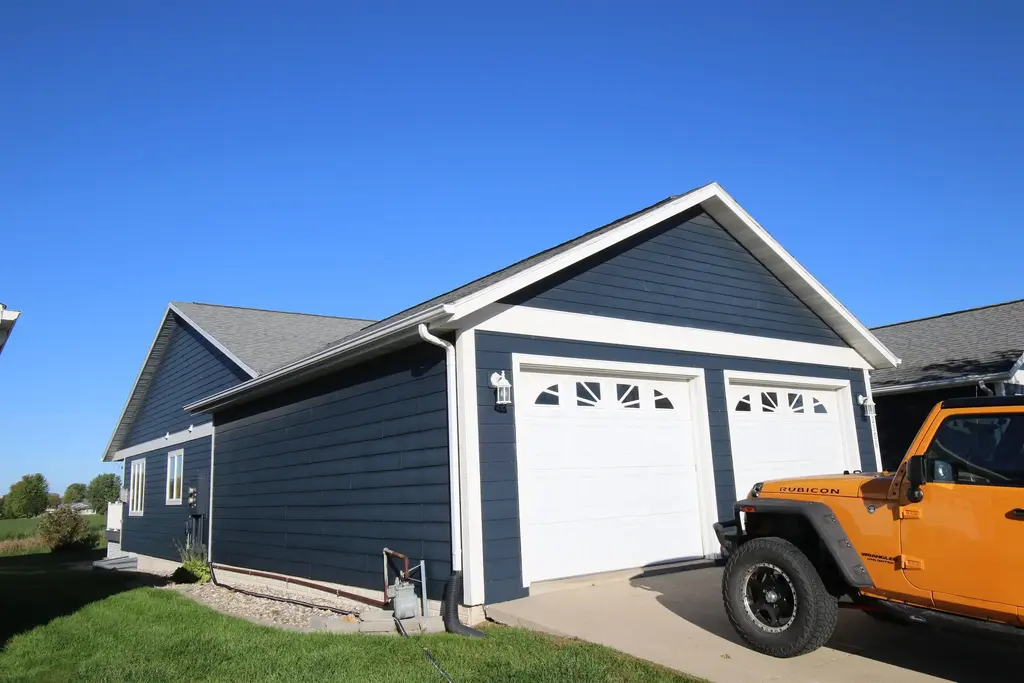 2306 Quail Run, Spirit Lake