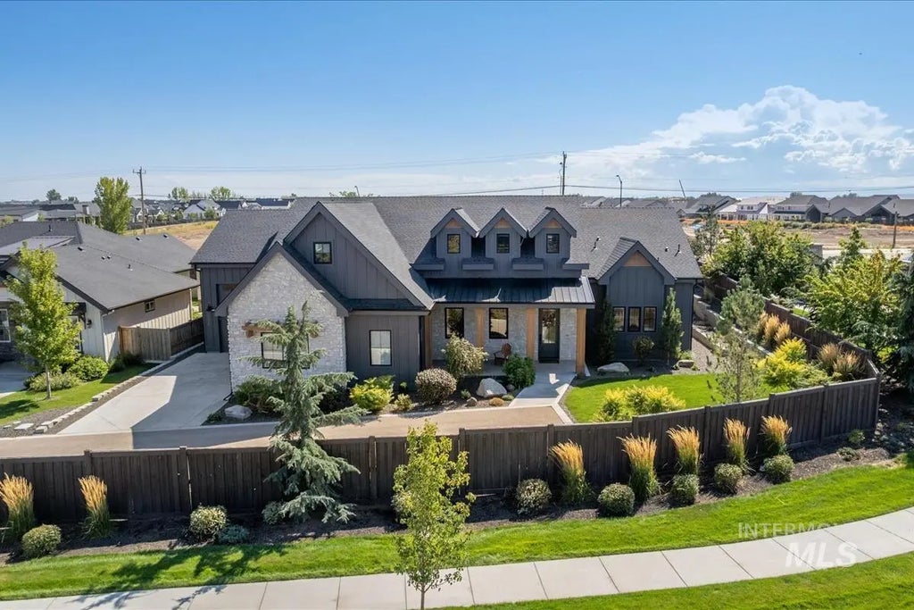 6374 S Bosch Way, Meridian