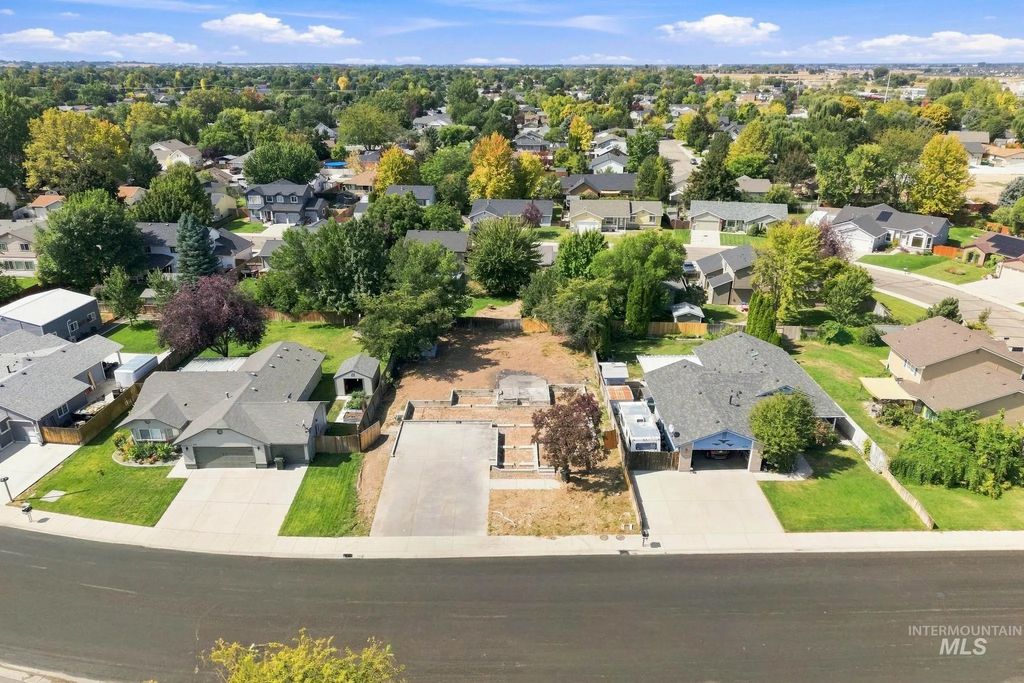 2981 N Quarrystone Way, Meridian