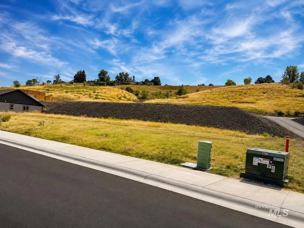 1673 Bennett Hill Drive, Clarkston