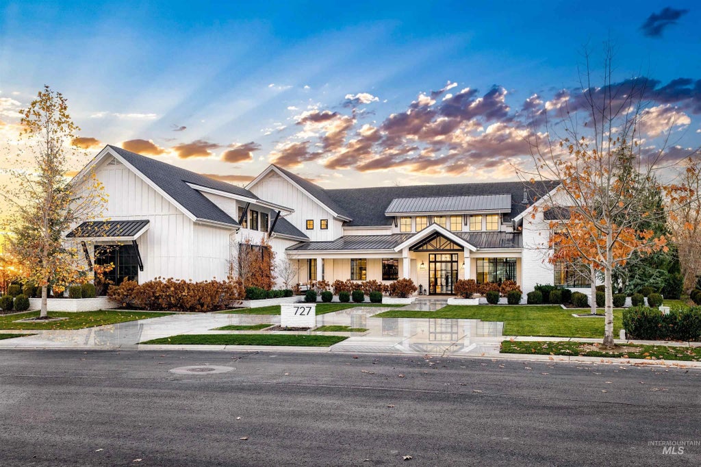 727 S Brentbrook Lane, Eagle