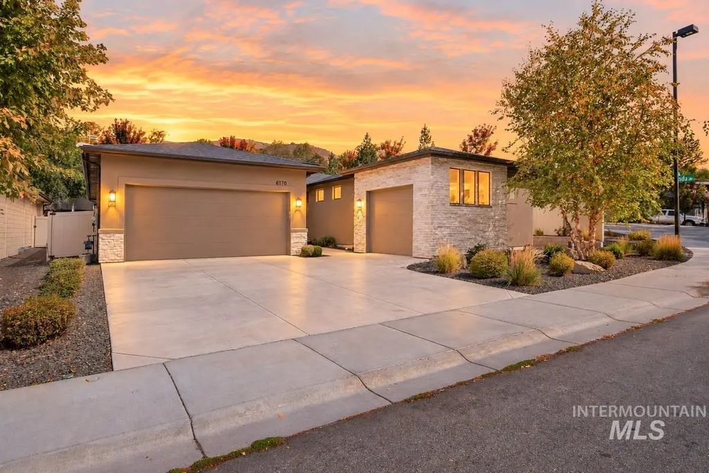 6170 W Ina Drive, Boise