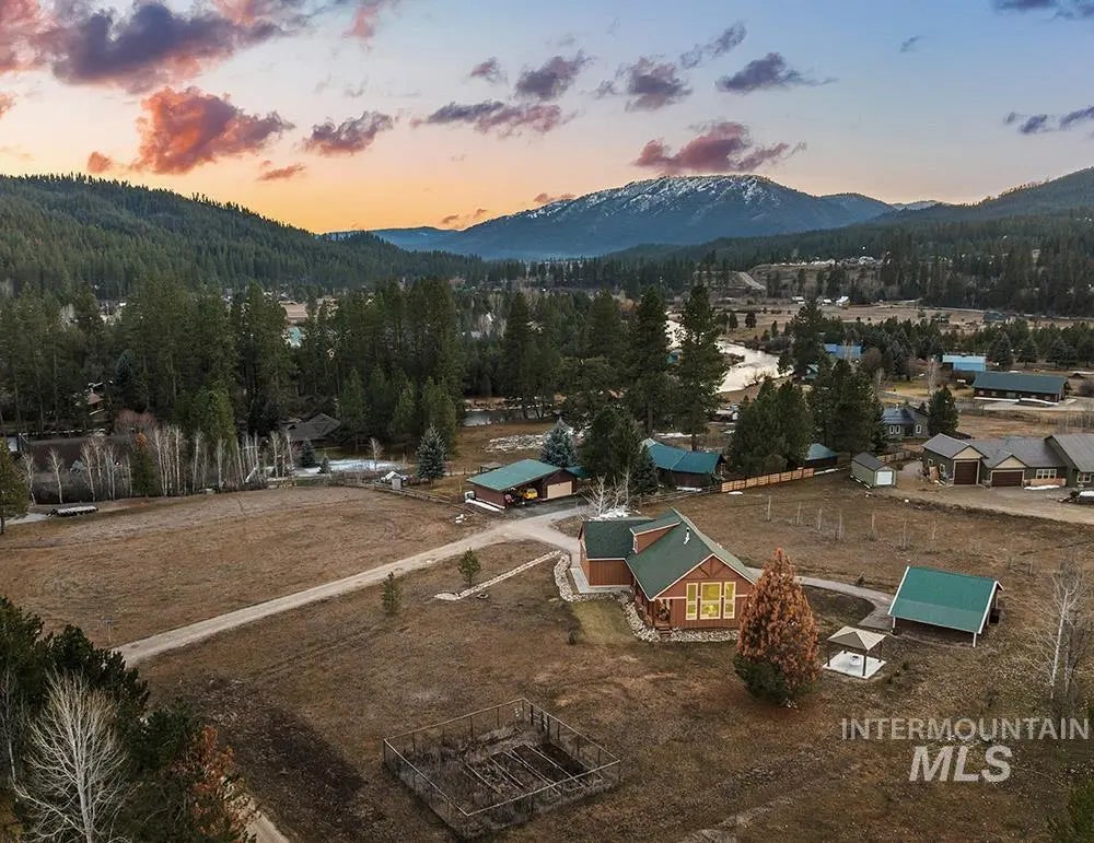 3 Boone Rd, Garden Valley