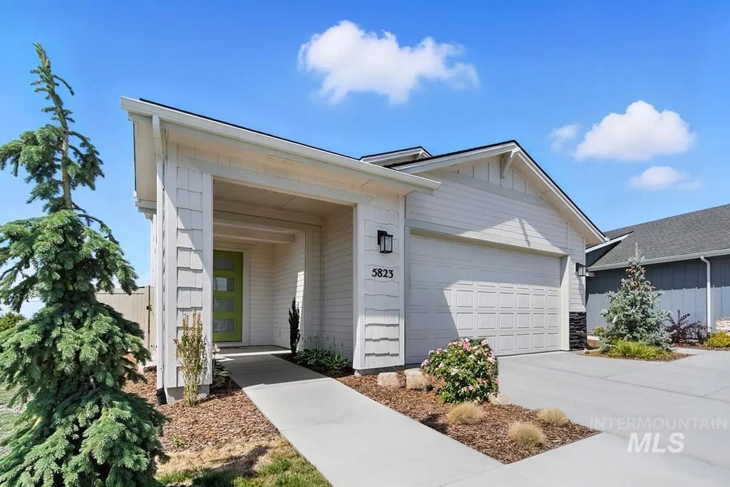 5537 W Lost Rapids St, Meridian
