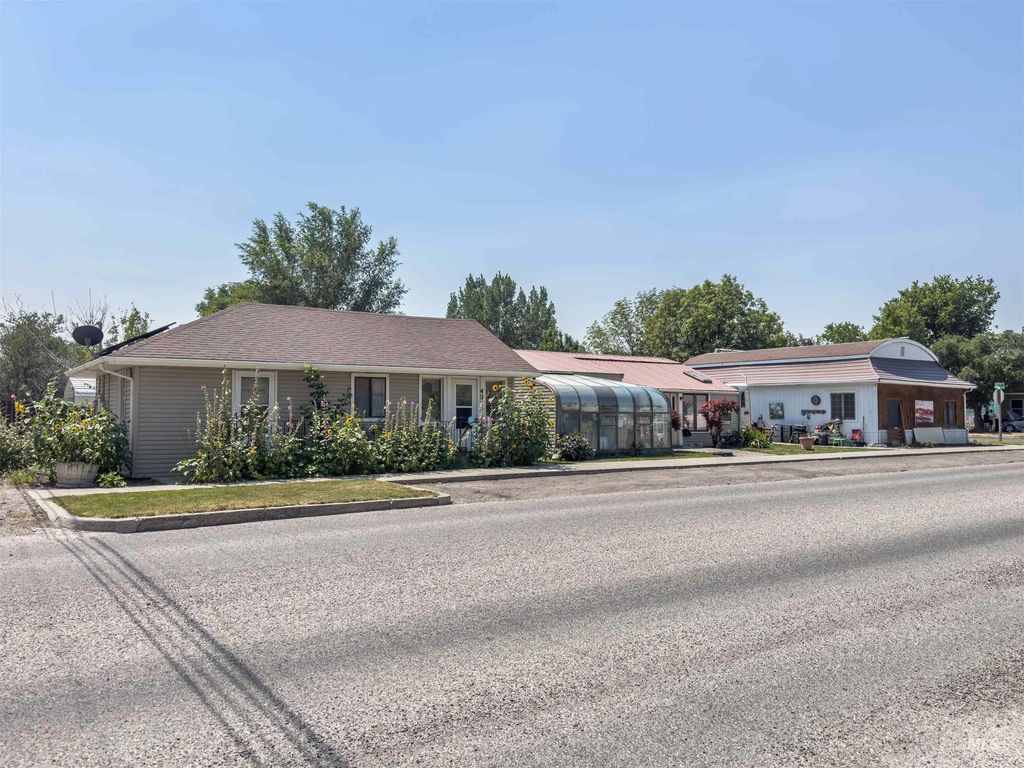 401 E 16th St, Burley