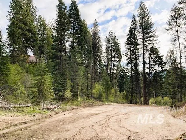 10 Shadow Rd, Garden Valley