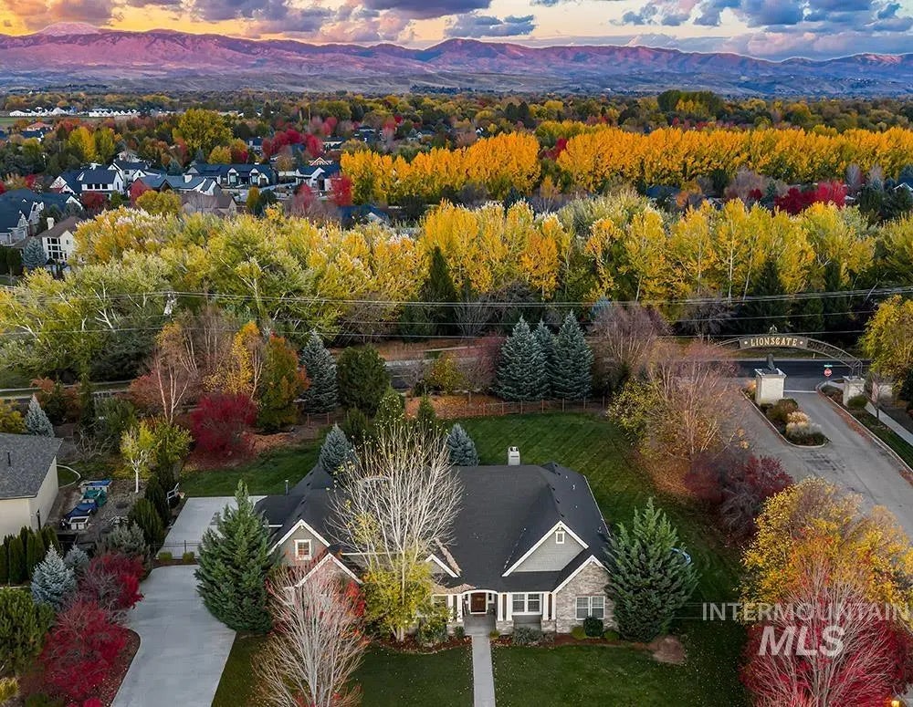 1102 N Lionbridge Ave, Eagle