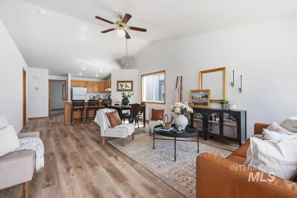 804 E Main St #3, Emmett