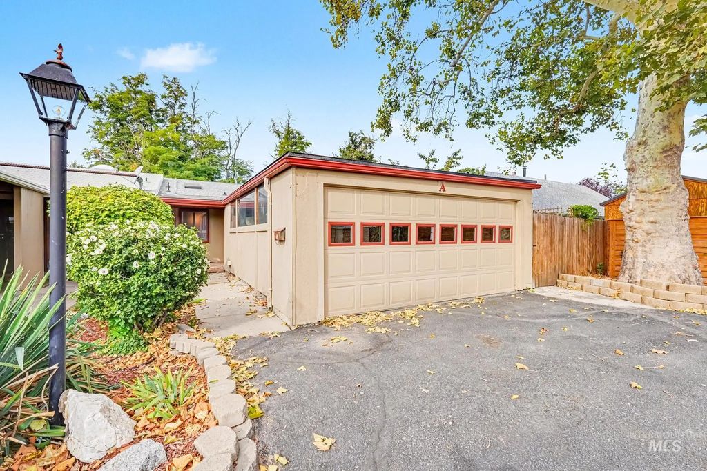 4747 W Albion St #a, Boise
