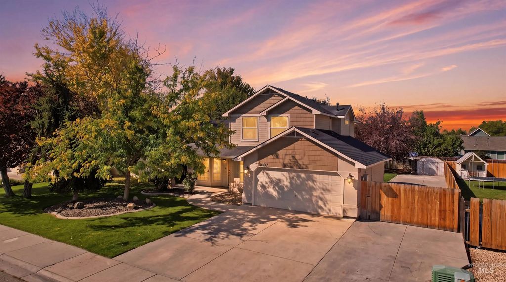 1087 S New Summer Ave, Kuna