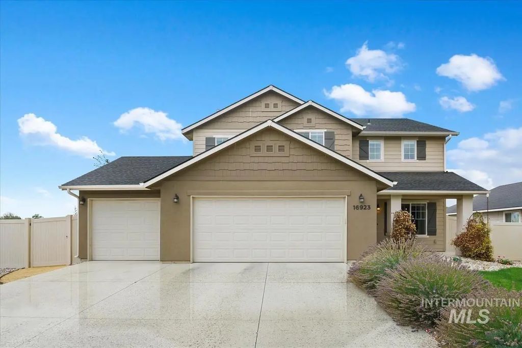 16923 N Lowerfield Loop, Nampa