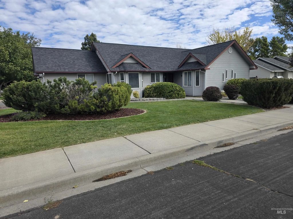 2657 4th Ave. East, Twin Falls