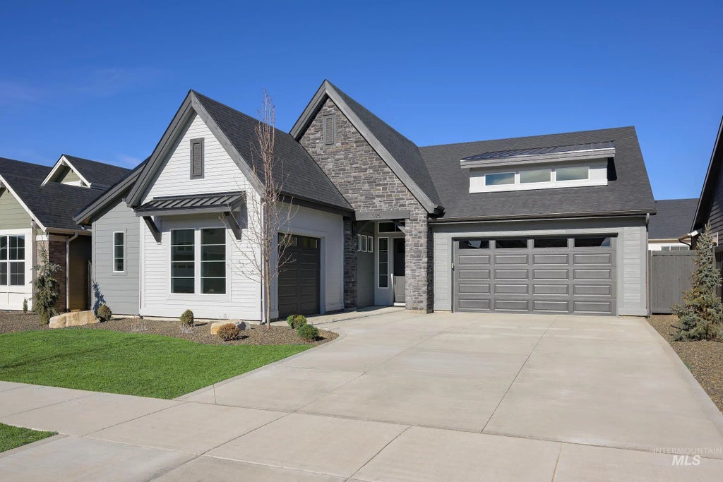 1026 E Crescendo St, Meridian