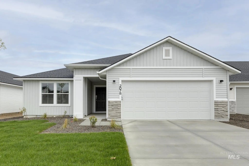2558 W Fallon Lp, Nampa