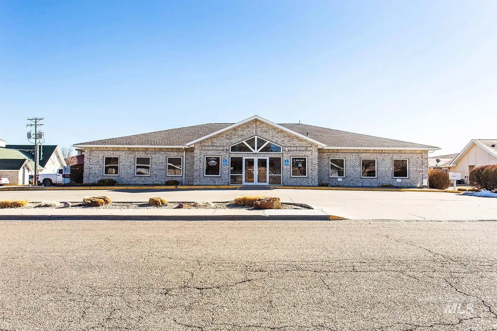 1263 Bennett Ave. Suite 2, Burley