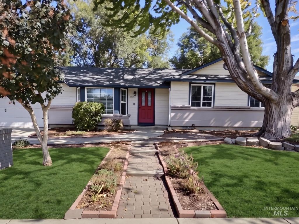 1952 Nw 11th Ave, Meridian