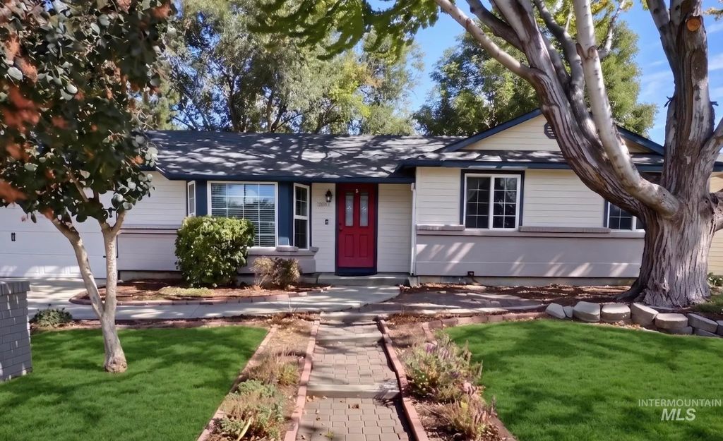 1952 Nw 11th Ave, Meridian